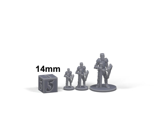 Knight on foot size comparison XE17